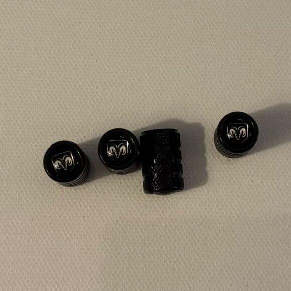 Dodge Ram Valve Stem Caps in Black Set of 4 NWT - Picture 1 of 4